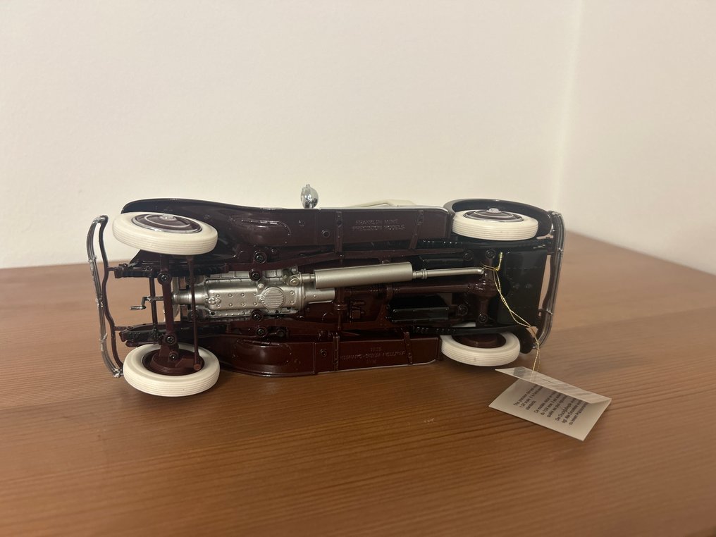 Franklin Mint 1:24 - Model car - 1925 Hispano-Souza H6B Kellner #2.1