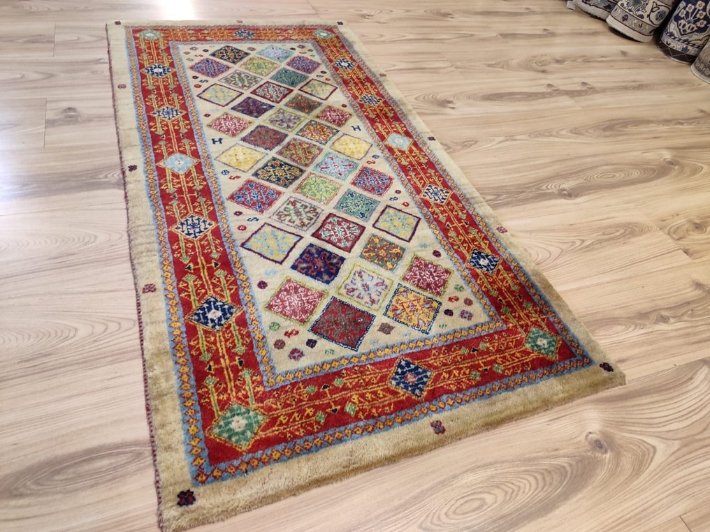 Gabbeh - Runner - 1.38 m - 0.72 m - Design Royal wool! #1.0
