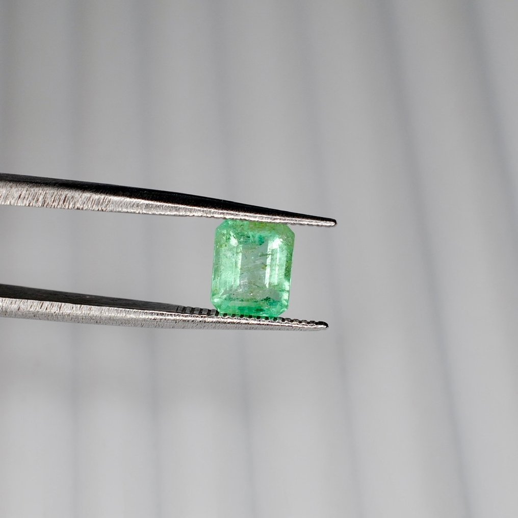 Nincs minimálár Zöld Smaragd  - 1.42 ct - Nemzetközi Gemmológiai Intézet (IGI) - Colombia #2.1