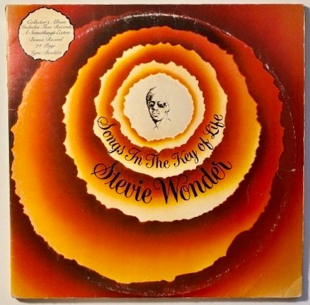 Stevie Wonder - 2 x LP: Songs In The Key Of Life + 1 x 7" record (four songs) + booklet 24 pages with lyrics - Disque vinyle - Premier pressage, 200 grammes - 1976 #1.0