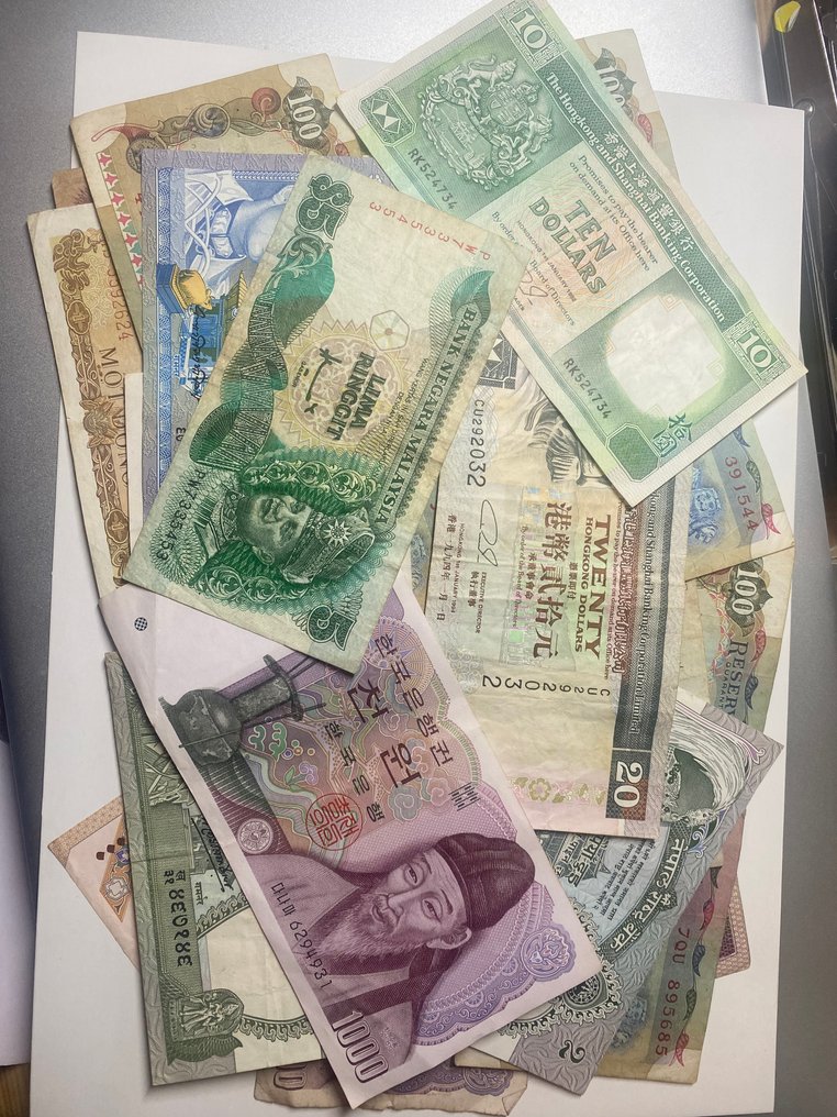 世界. - 50 banknotes - various dates  (没有保留价) #1.0