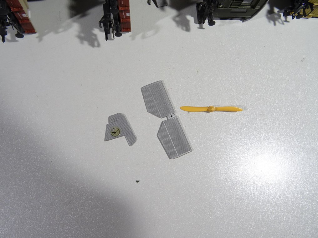 Märklin H0 - 模型貨運火車組合 (4) - Junkers 飞机运输货车与伴随车 - DB #1.0