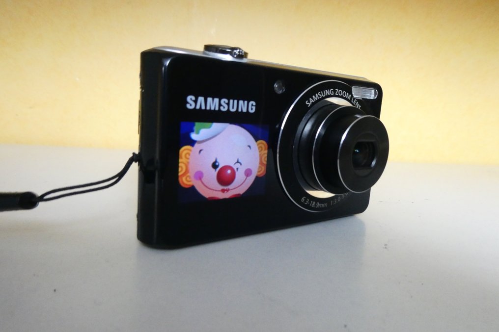 Samsung pl100,speciale compacte camera met voor en achter een scherm! Digital camera #2.1