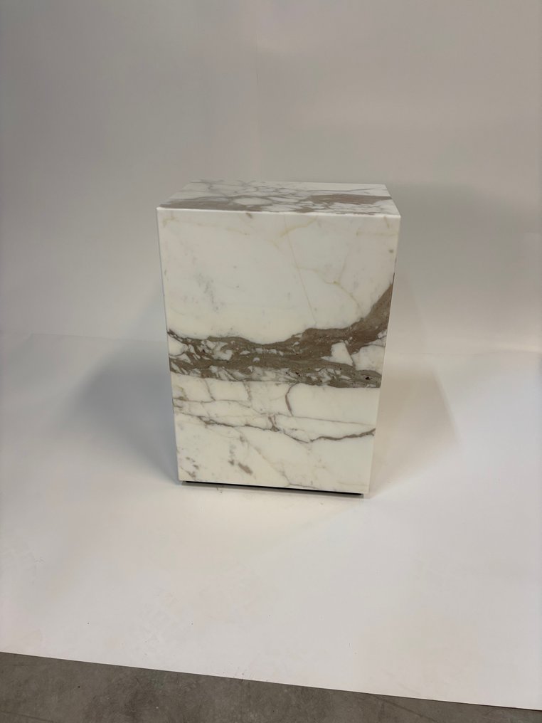  Architectural base - RQCK - 2024 - Base / pedestal  #3.2