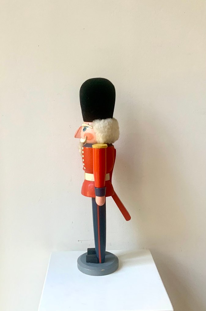 Christian Ulbricht - Karácsonyi figuradísz VEB Vero - angol gárda - Fa - 1960/70-es évek #4.3