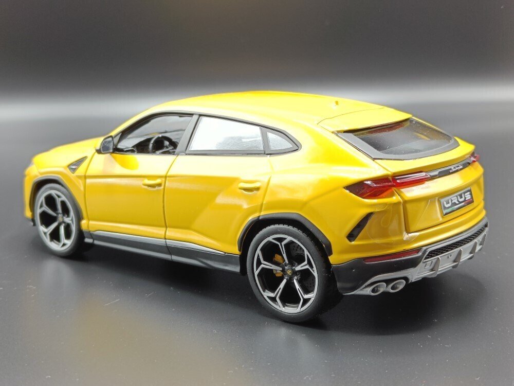 Bburago 1:18 - 模型車 - Lamborghini Urus - 强大。奢华。无法抗拒。 #1.0