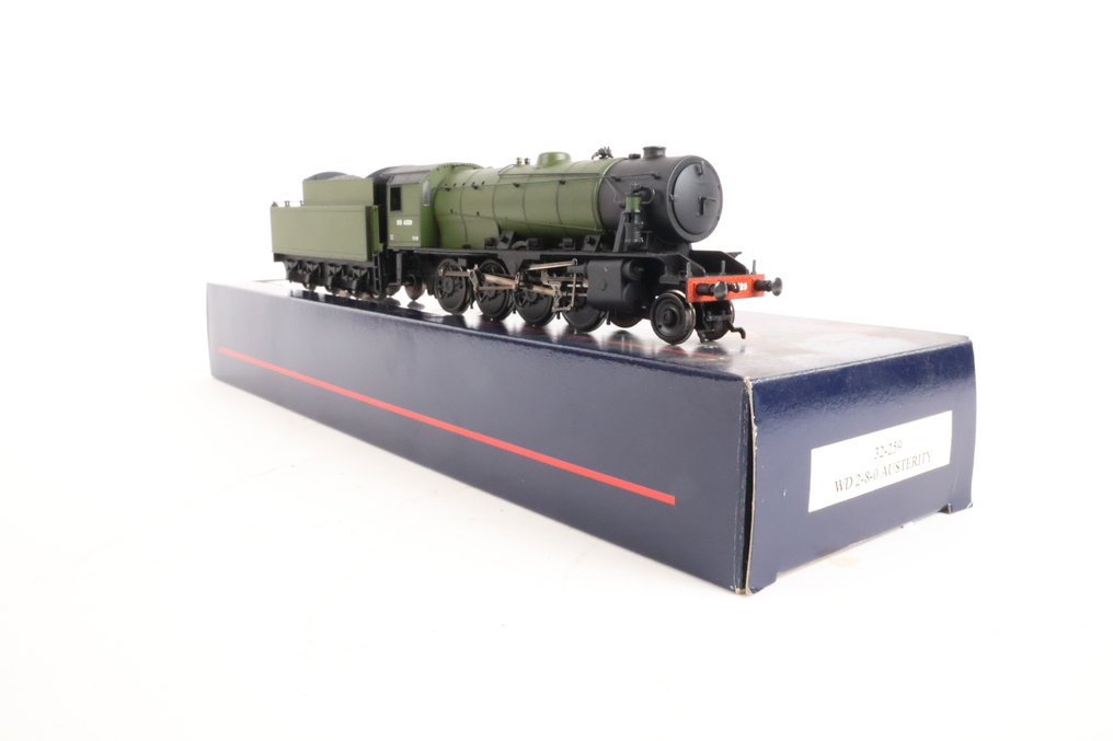 Bachmann 00 - 32-259 - Ατμομηχανή με όχημα μεταφοράς (1) - Loc 4329 σε εναλλασσόμενη ρεύμα; WD 2-8-0 Austerity - NS #1.0
