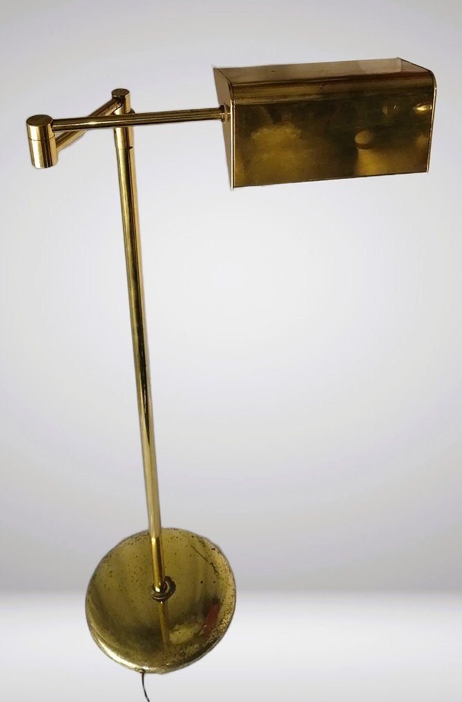 Candeeiro de pé com braço oscilante - Latão #4.3