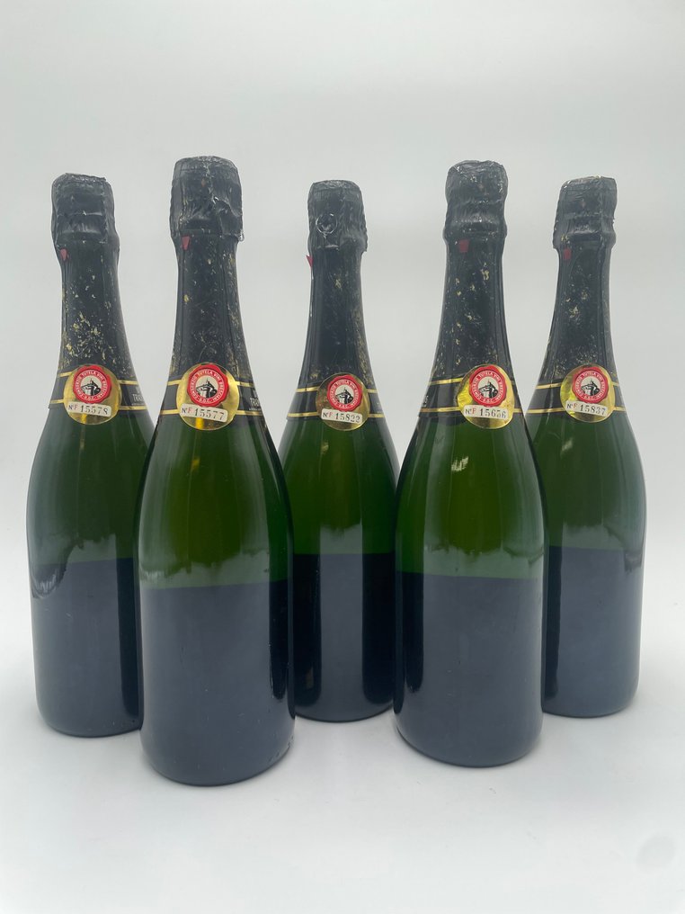 1986 Villa - Franciacorta Brut - 5 Bottles (0.75L) #1.0