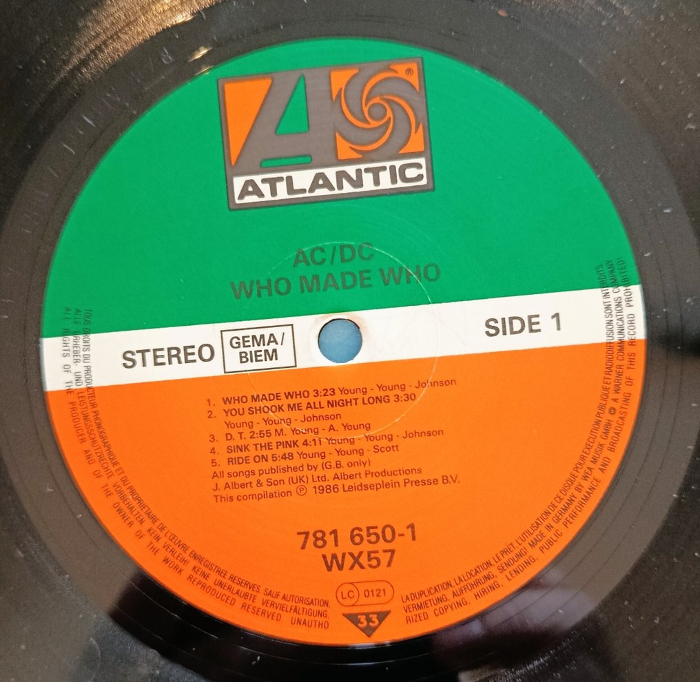 AC/DC - 2 x albums - WHO MADE WHO/ FLICK OF THE SWITCH - Album LP (più oggetti) - 1983 #3.2