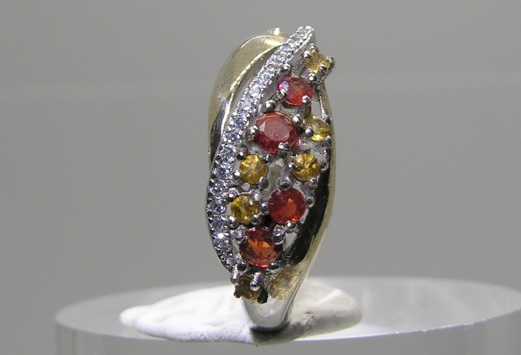 Zafiro Pendientes - Altura: 23 mm - Ancho: 8.5 mm- 3.3 g - (1) #3.2