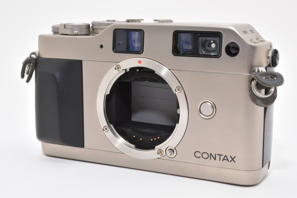 Contax G1 Green label  with Data Back GD-1 | Φωτογραφική μηχανή με τηλέμετρο #1.0