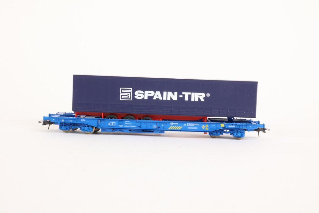 Roco H0 - 66700, 47636 - Model wagonu towarowego (2) - Hupac pojazdy z Spain-Tir i Gartner przyczepy - RENFE, ÖBB #3.2