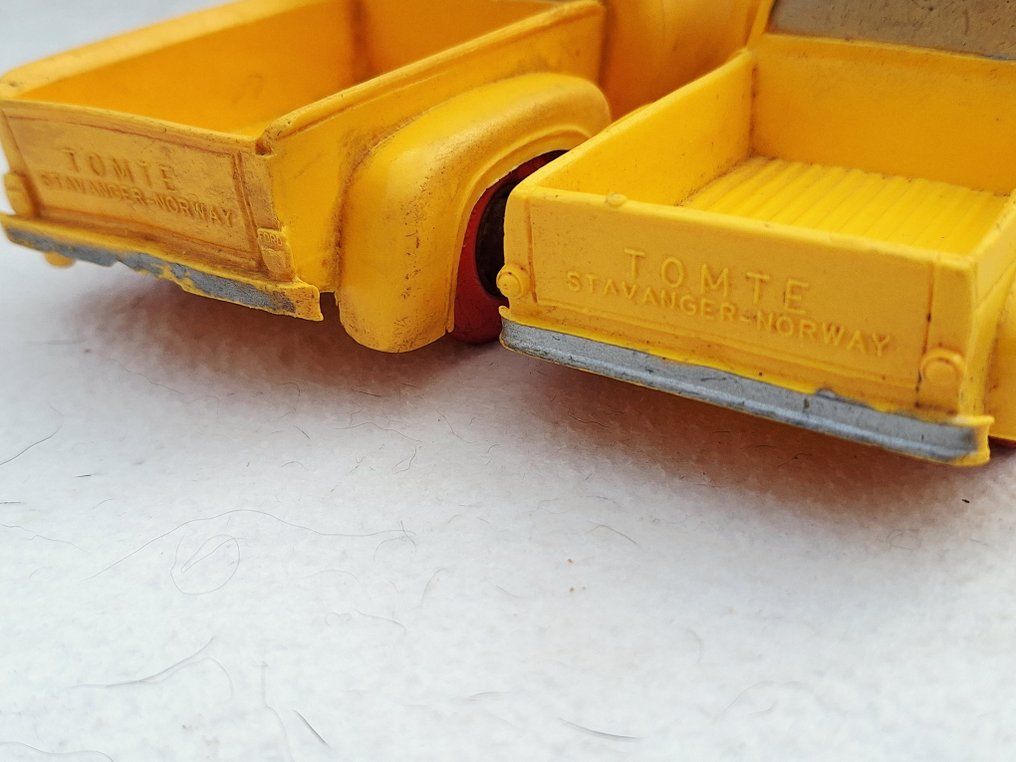 Tomte Laerdal meerdere - Model truck (2) - Tomte Pick-up Truck - Ford and Studebaker #4.3