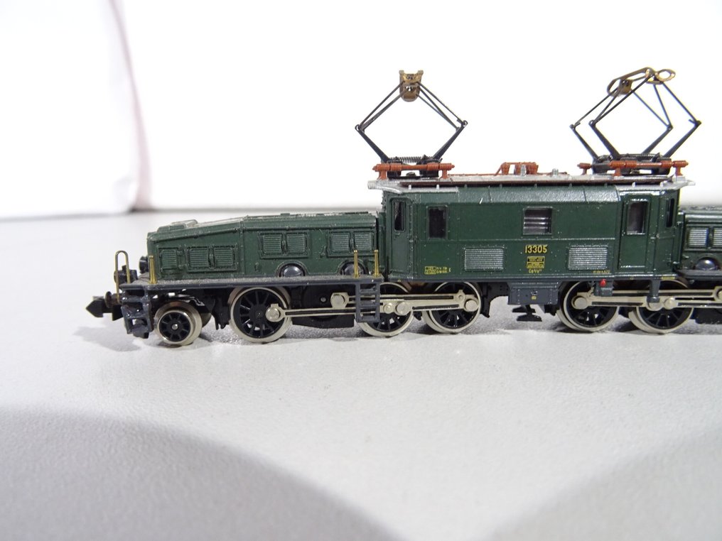 Minitrix N轨 - 2926 - 电力机车 (1) - Elektrolok Be 6/8 III ‘鳄鱼’ 轴配置（1’C）（C1‘），绿色 - SBB #3.2