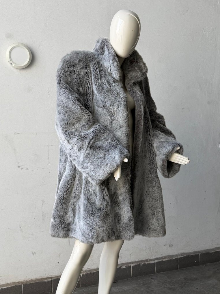 Artisan Furrier - 皮毛大衣 - 复古 #3.2