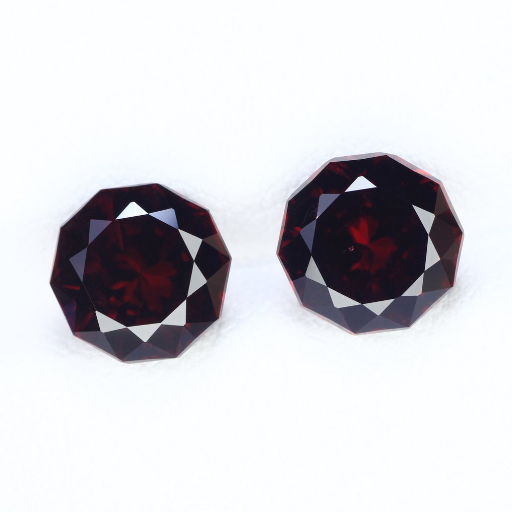 No Reserve Price - 2 pcs Red Rhodolite - 8.22 ct - International Colored Gemstone Association (ICA GemLab) - Fine Custom Cut Pairs #3.2