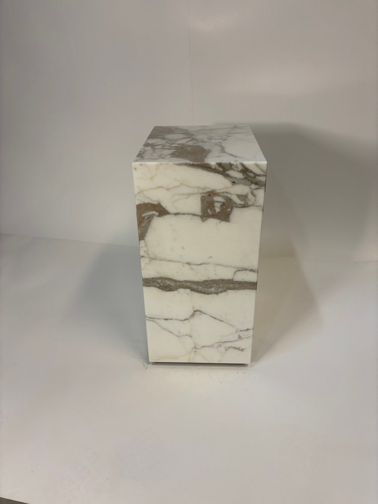  Architectural base - RQCK - 2024 - Base / pedestal  #2.1