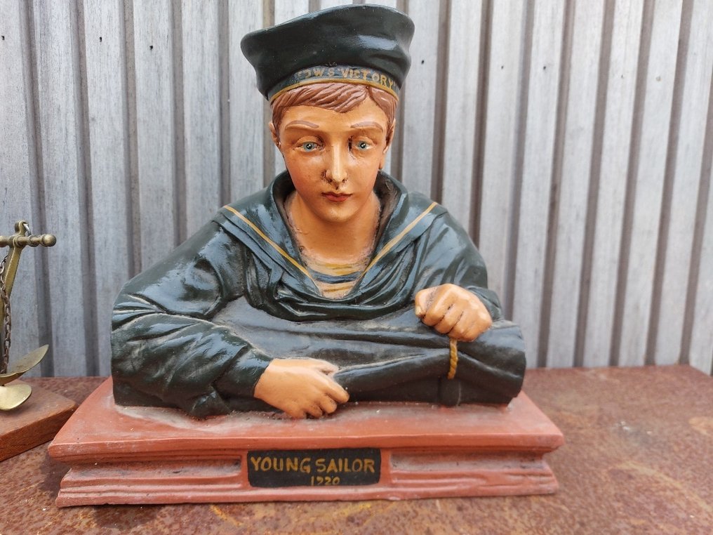 Statue, sculpture young cabin boy - 32 cm - polyresin #2.1