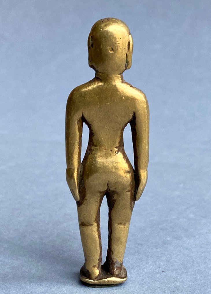 Religious objects - Tīrthaṅkara Jain figure in Persian wax bronze, nude votive figure in an upright position. - 1700-1750 Mughal Empire (1526-1857) - Tīrthaṅkara Shvetāmbara #4.3