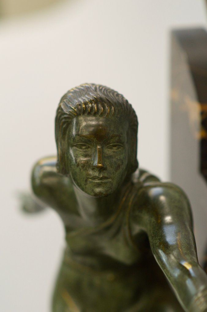 Zoltan Kovats - Editions REVEYROLIS Paris - Skulptur, Jägerin mit Bogen und Gazellen - 50 cm - Patineret bronse, portoro - 1925 #3.2