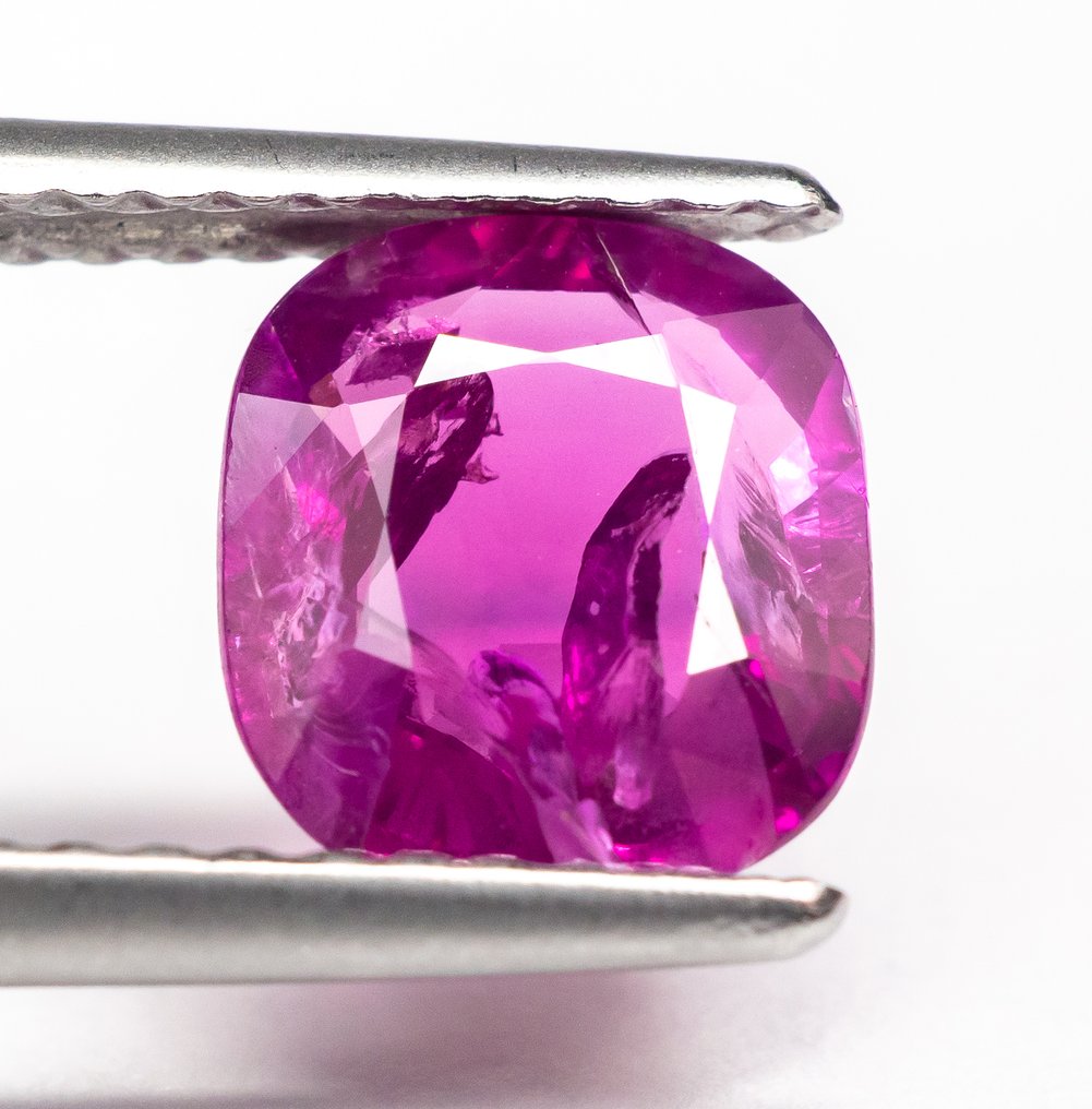 No Reserve Price Ruby - 1.56 ct - Lotus Gemology - Rich P Red (Burma) #1.0