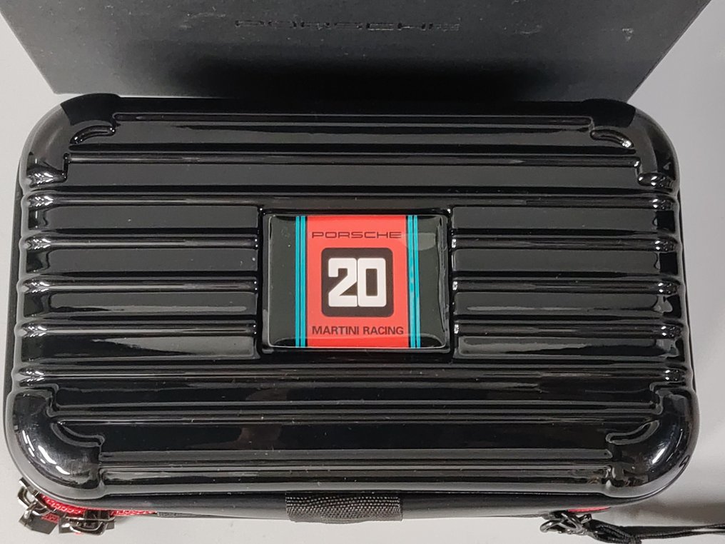 Porsche - POS (point of sale advertising object) #4.3