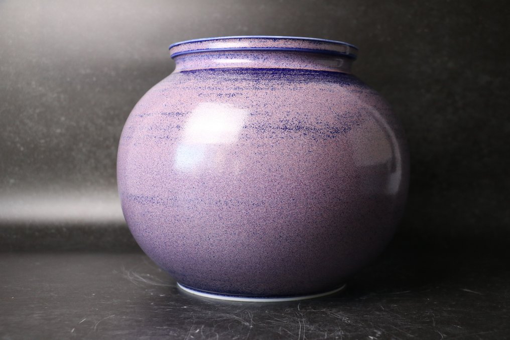 Purple-Red Glazed Jar - Master of Shinsha Technique - Porcelain - 前田泰昭 Maeda Yasuaki (1937-) - Japan - 1900-2000 #3.2