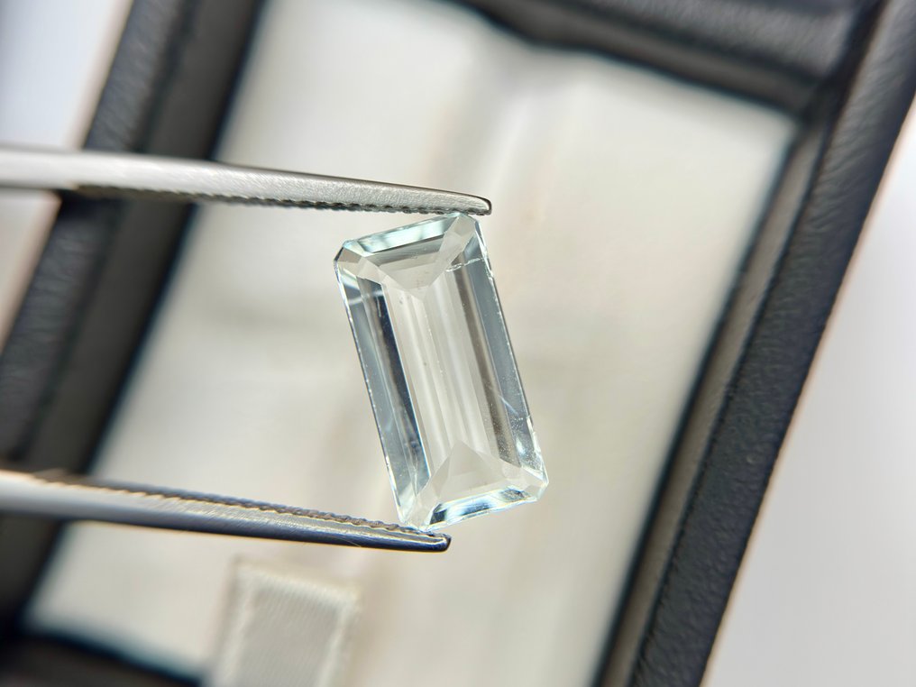 沒有保留價 - 1 pcs 藍色 海藍寶石 - 4.04 ct - 國際有色寶石協會 (ICA GemLab) - 海水海蓝宝石 #4.3