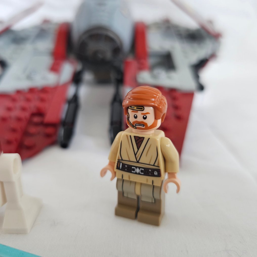 LEGO Set - 75135 - Star Wars - Obi-Wan's Jedi Interceptor #3.2
