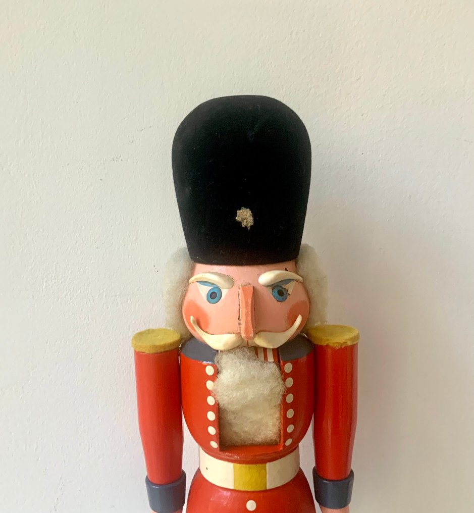 Christian Ulbricht - Karácsonyi figuradísz VEB Vero - angol gárda - Fa - 1960/70-es évek #1.0