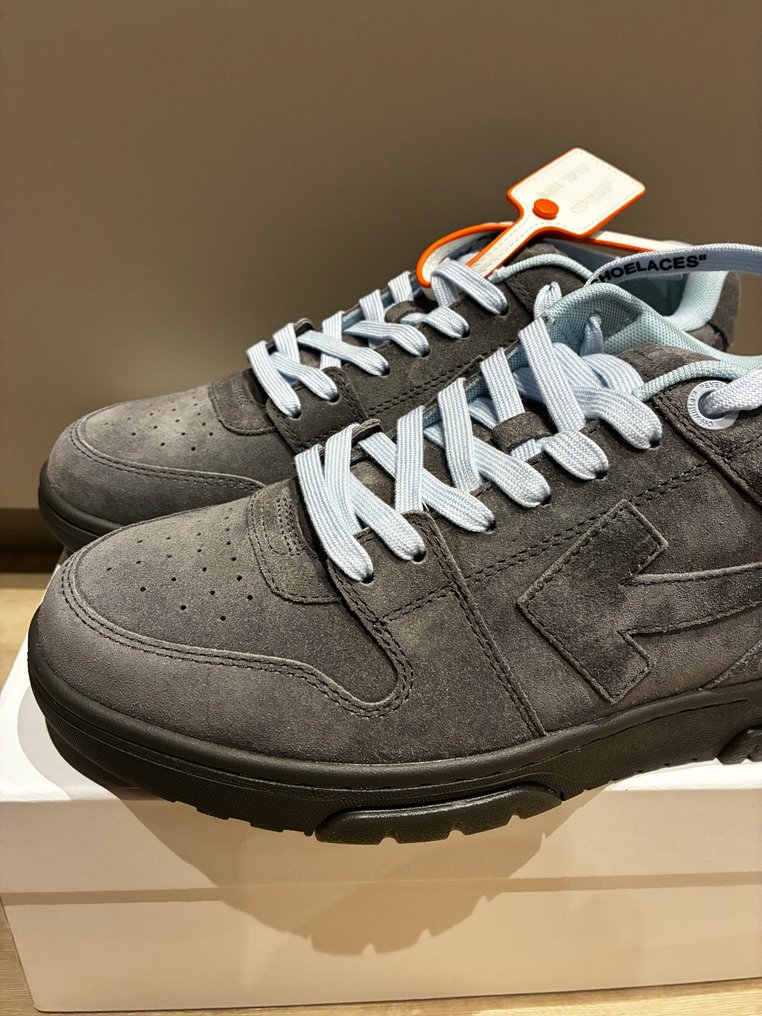 Off White - out of office - Lenkkarit - Koko: EU 43 - Uudet lapulliset #1.0