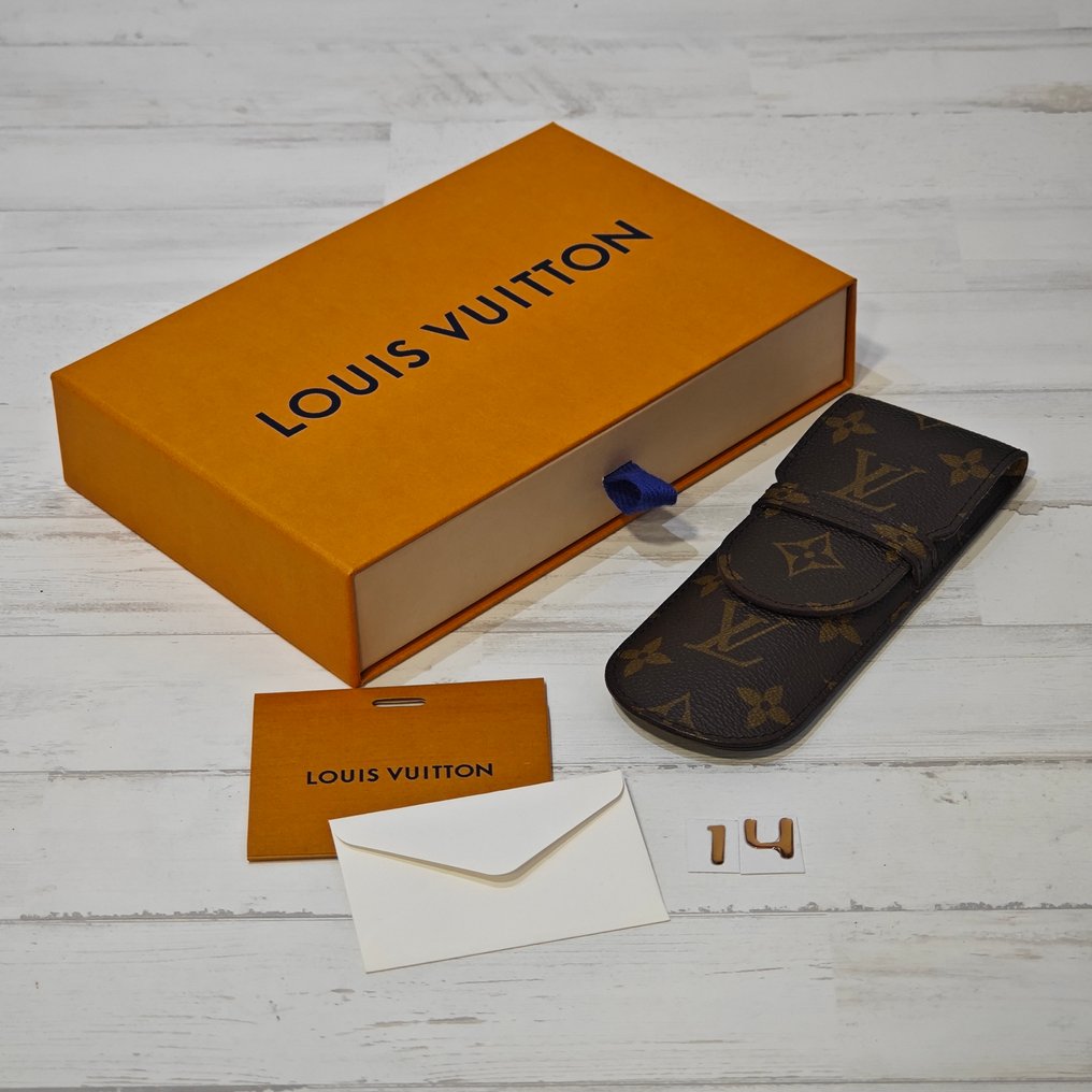 LOUIS VUITTON - LOUIS VUITTON - Case - case - coated canvas - Case for a product #2.1