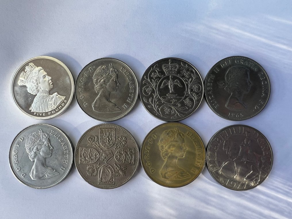 Yhdistynyt kuningaskunta. Lot of 9 coins 1947 - 2002 / Elisabeth II (Ei pohjahintaa) #2.1
