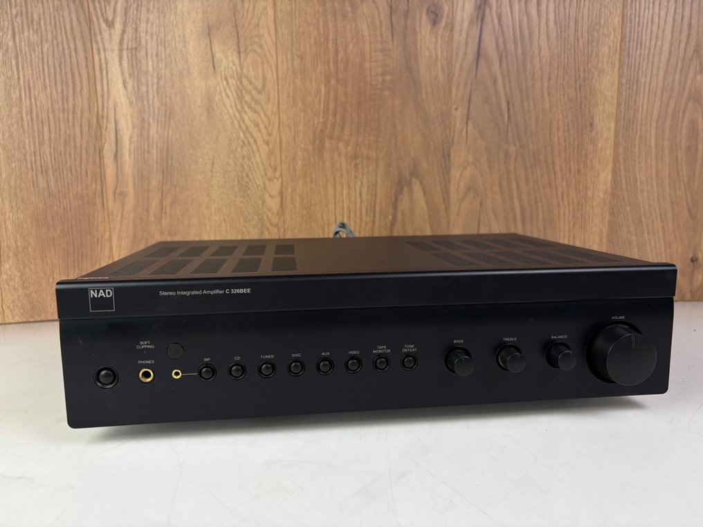 NAD - C326BEE Solid-state integreret forstærker #1.0