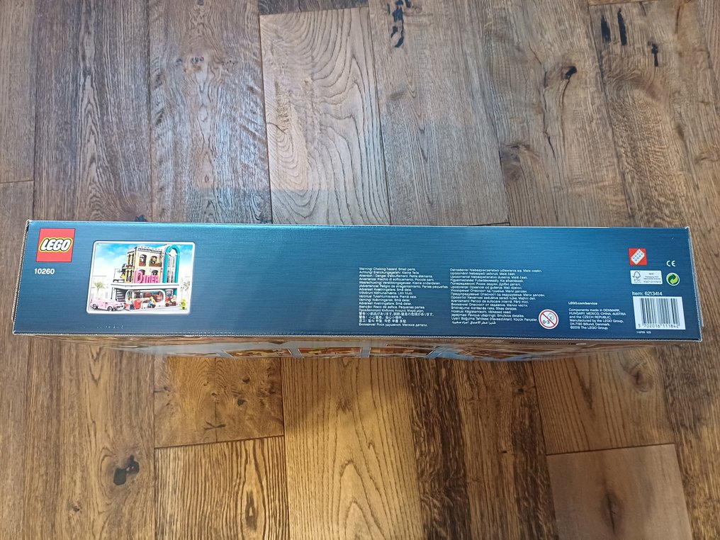 Lego Set - 10260 - Creator - Downtown Diner #4.3