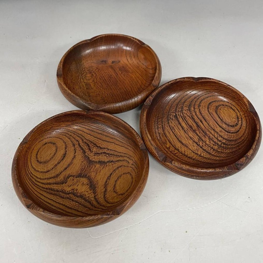 Μεγάλο σετ ιαπωνικών λακαρισμένων και ξύλινων σκευών – Συλλογή Vintage δίσκων – Maki-e, σκαλιστό - Ιαπωνία - 20th century #2.1