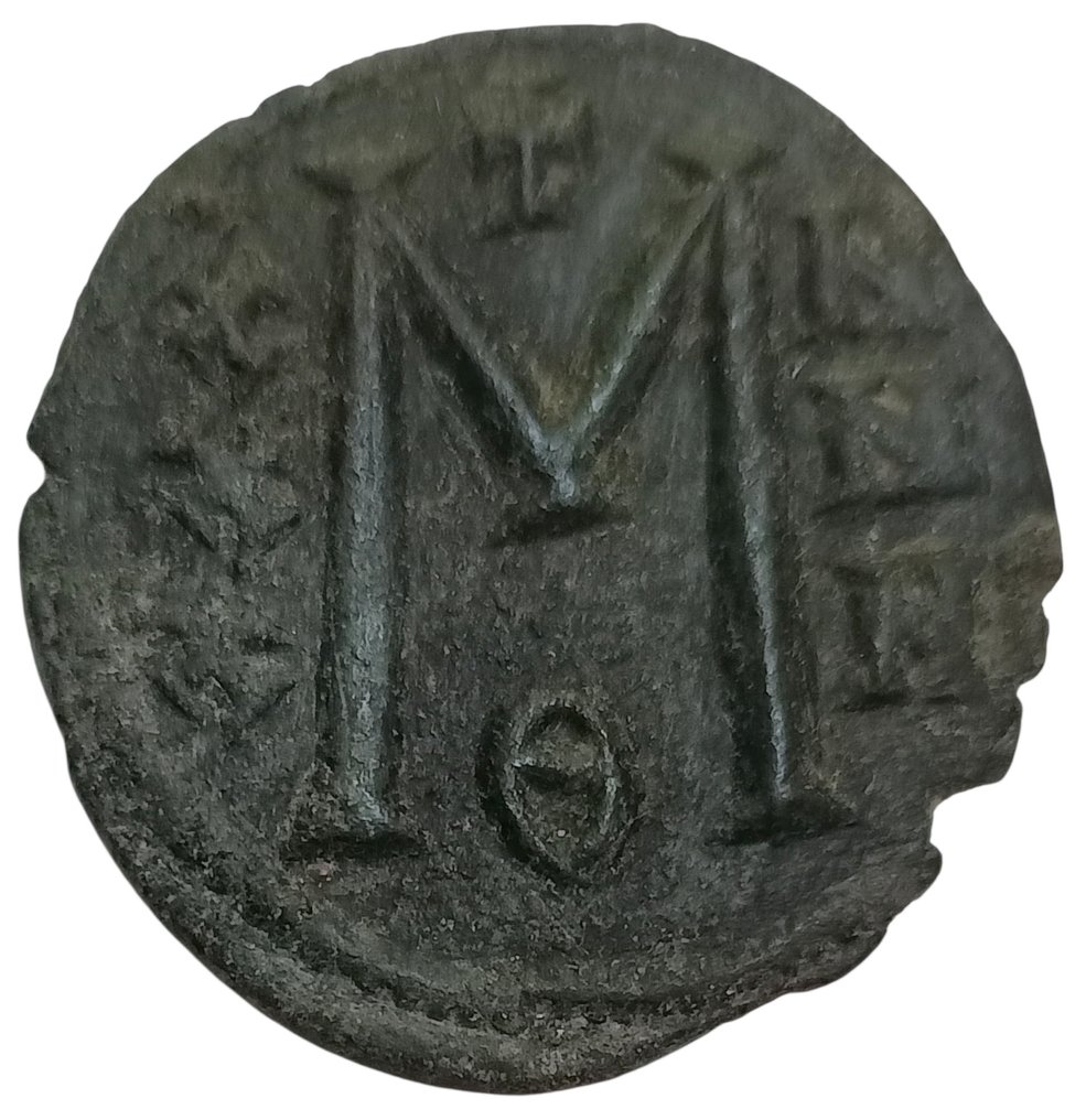 Det Byzantiske Rike. Michael II (AD 820-829). Follis with Theophilus (820-829 AD) Constantinople mint (Ingen reservasjonspris) #1.0