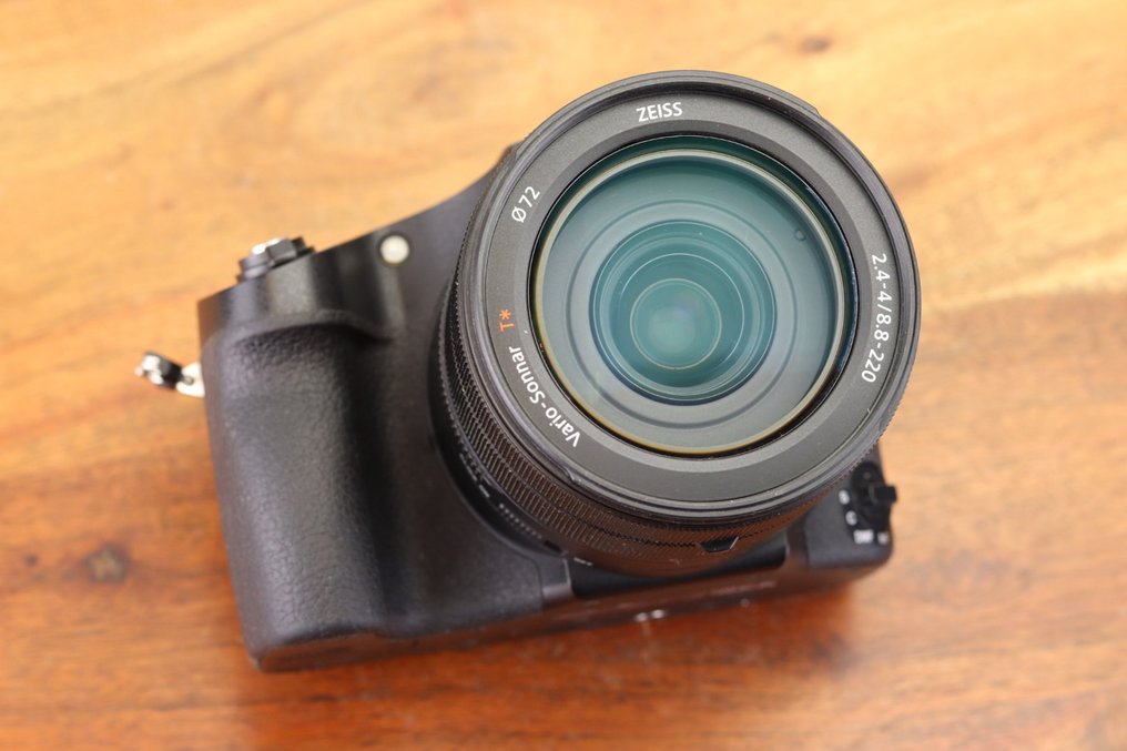 Sony Cybershot RX10 Mark III, RX10M3 (READ PLEASE) Digital camera #2.1