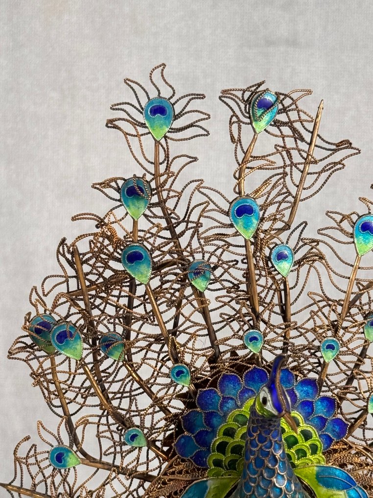 Statuetta - Standing peacock - Pavone cinese smaltato in argento - Cina - Periodo repubblica (1912-1949) #4.3