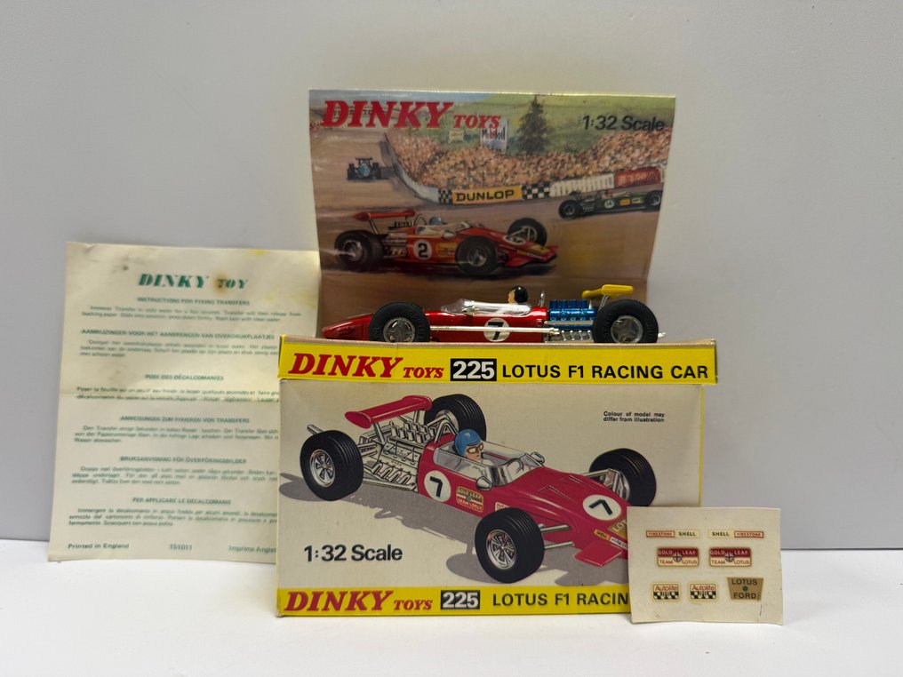 Dinky Toys 1:32 - Modelauto - 225 Lotus Formula 1 Racing Car - In een doos #1.0