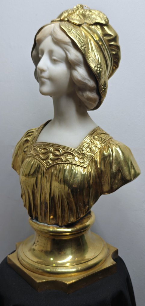 Raphaël Febrari (d. 1928) - Statua, Femme au papillon - 43 cm - Bronzo dorato #3.2