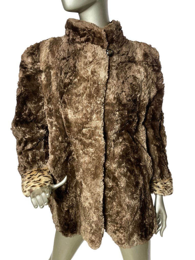 Artisan Furrier - Futro #1.0