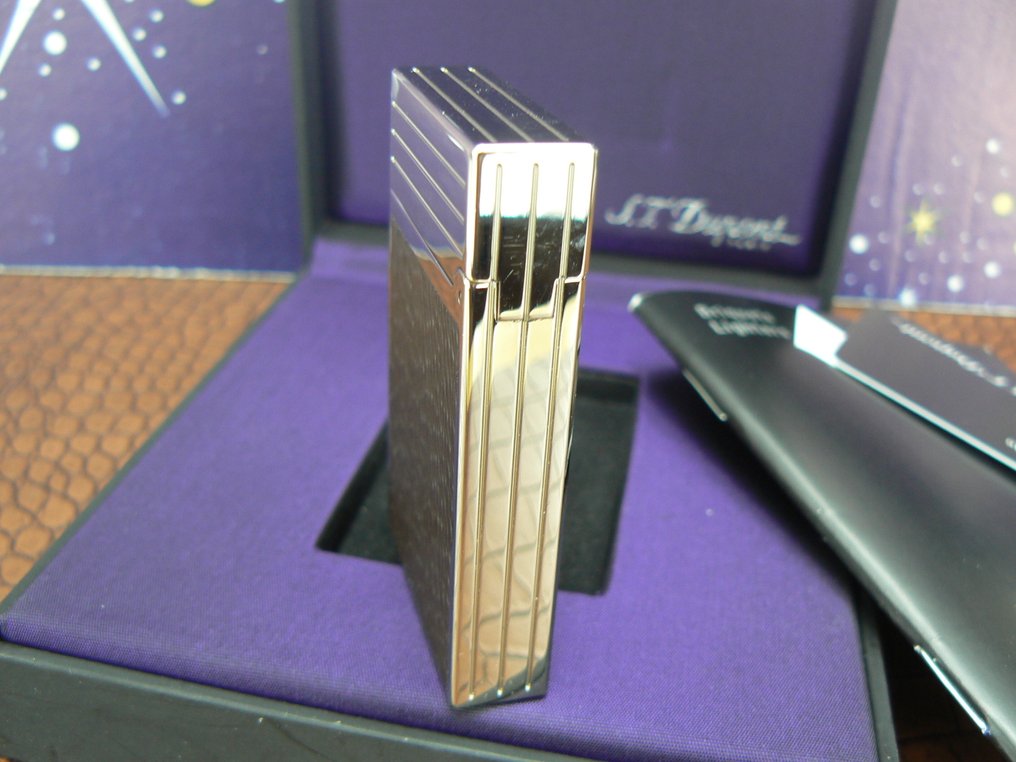 S.T. Dupont - Line 2 - Taschenfeuerzeug - Plaqué Palladium & Leder #4.3