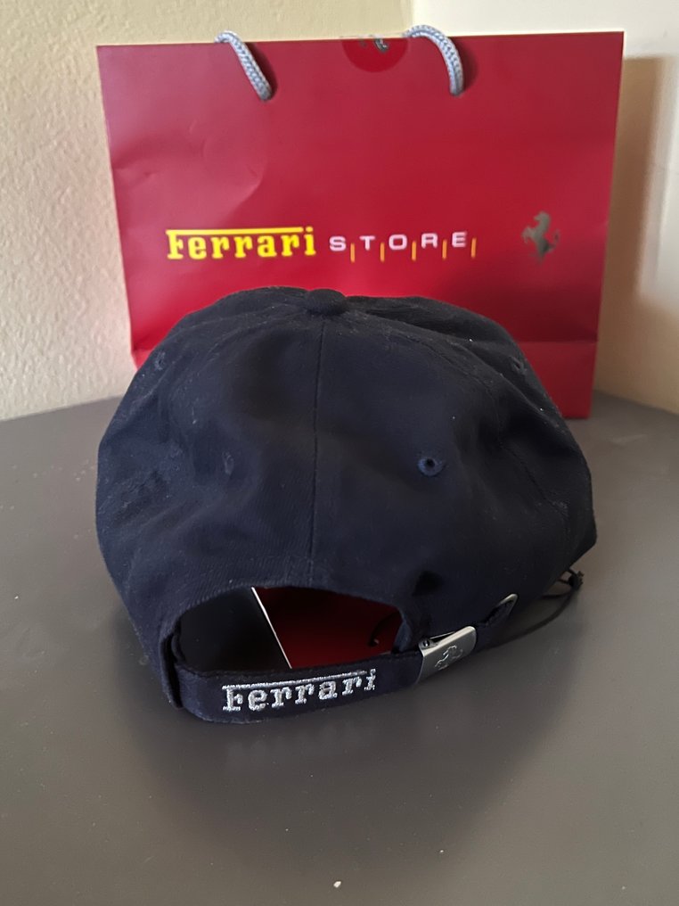 Συλλογή επώνυμων εμπορευμάτων - Cap - Ferrari #4.3