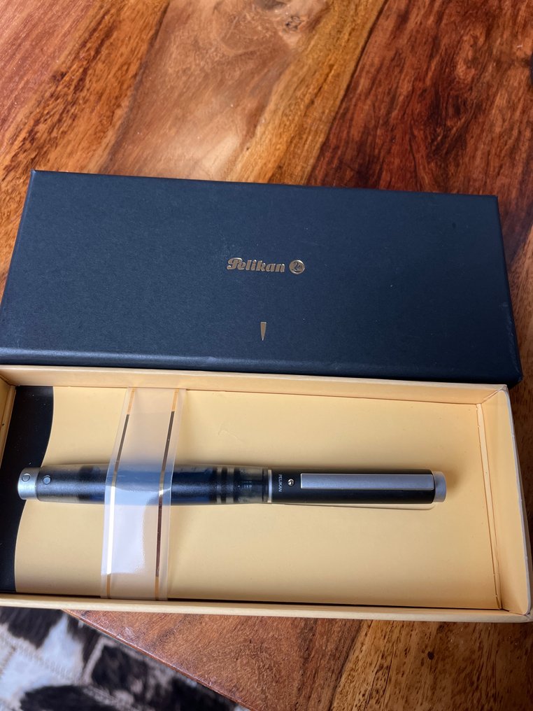 Pelikan - Level - Ohne mindestpreis - Füllfederhalter #1.0