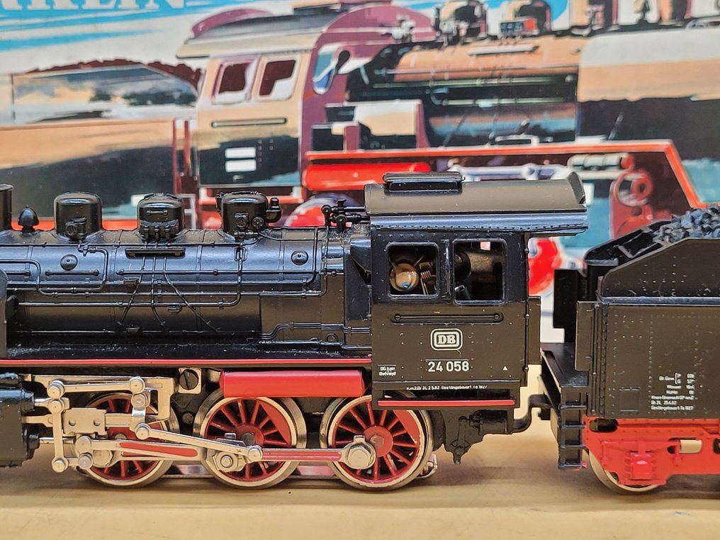 Märklin H0 - 3003 - Model kolejowy (1) - BR24 - DB #2.1