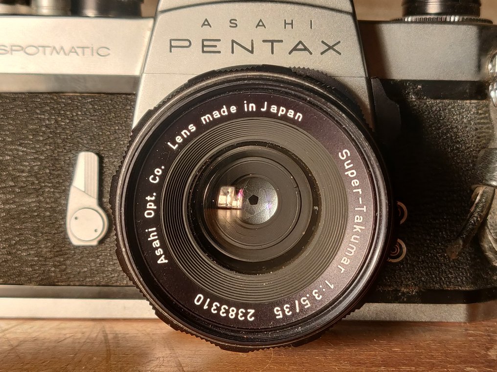 Asahi, Pentax Spotmatic SP + Super-Takumar 3,5/35mm + zonnekap voor standard lens – M42 – met originele cases Lustrzanka jednoobiektywowa (SLR) #2.1