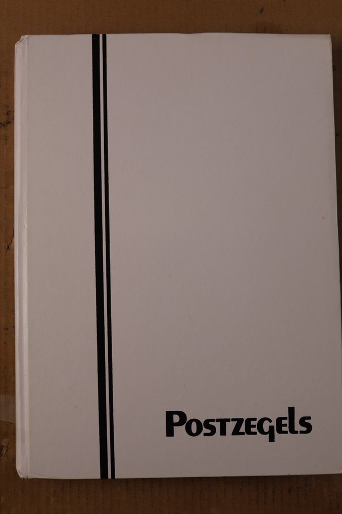 世界  - 8本邮票集 #3.2