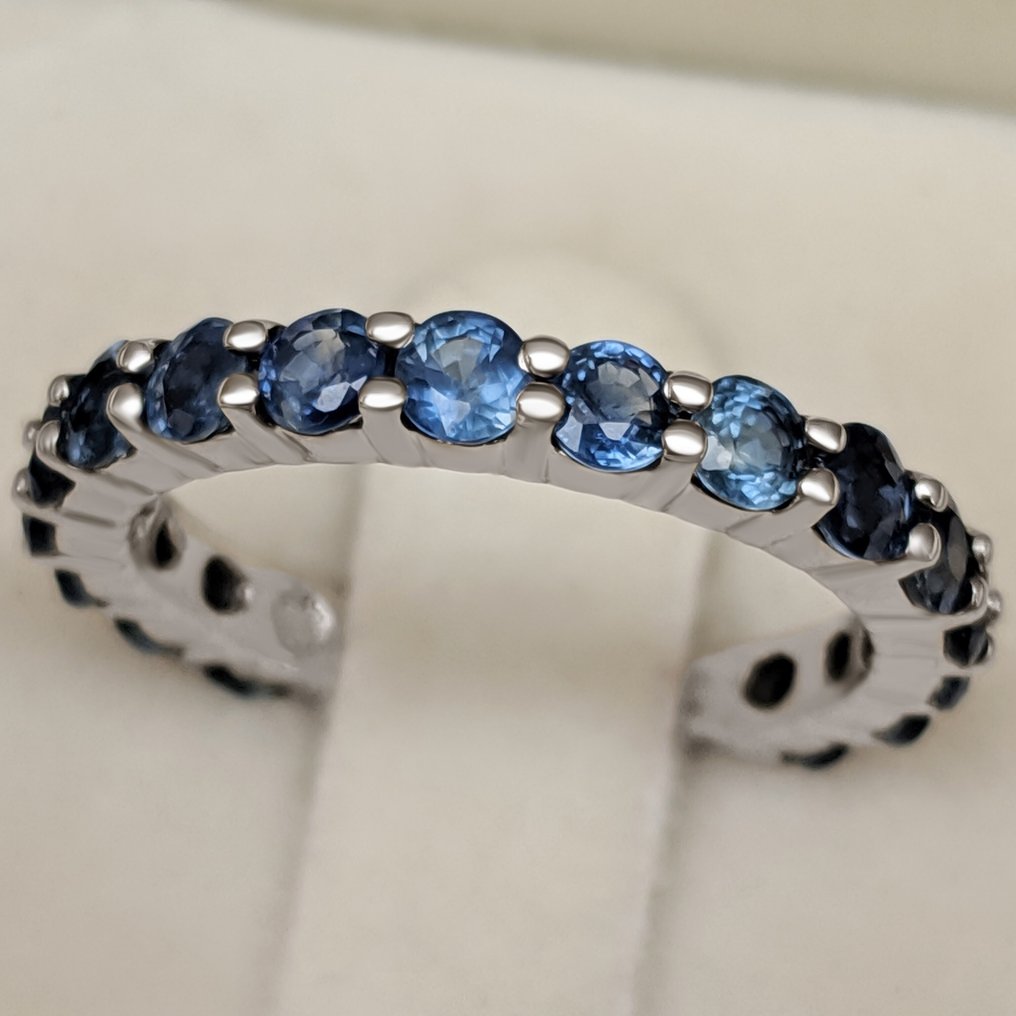 Sans prix de réserve - Bague - 14 carats Or blanc - 2.42ct. tw. Saphir - IGI #4.3